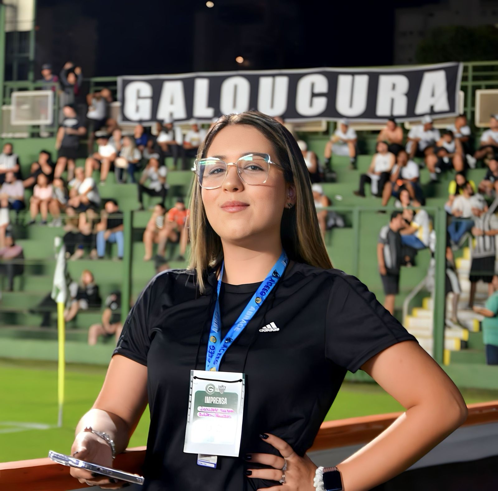 Foto da jornalista no mercado de trabalho