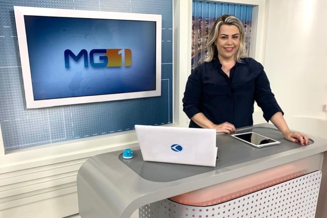 jornalista em telejornal