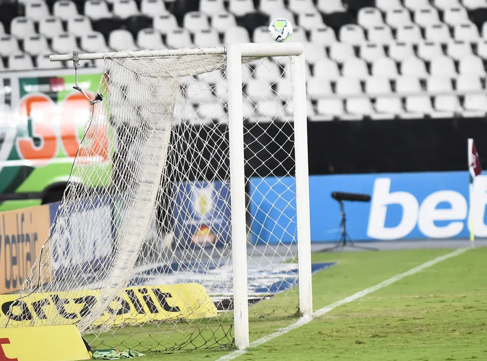 Futebol e Emoção: A Realidade da Saúde Mental nas categorias de base goianas