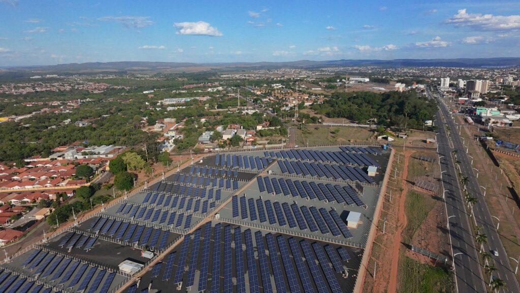 Placas solares em Caldas Novas