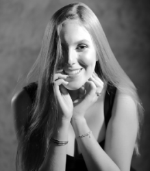 ANNA JULIA GONCALVES STECKELBERG