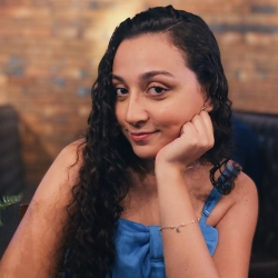 ANDRESSA MOREIRA BUENO