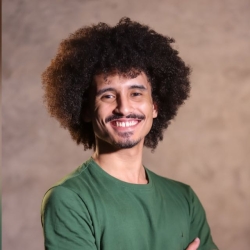 LUCAS GABRIEL REIS TAVARES